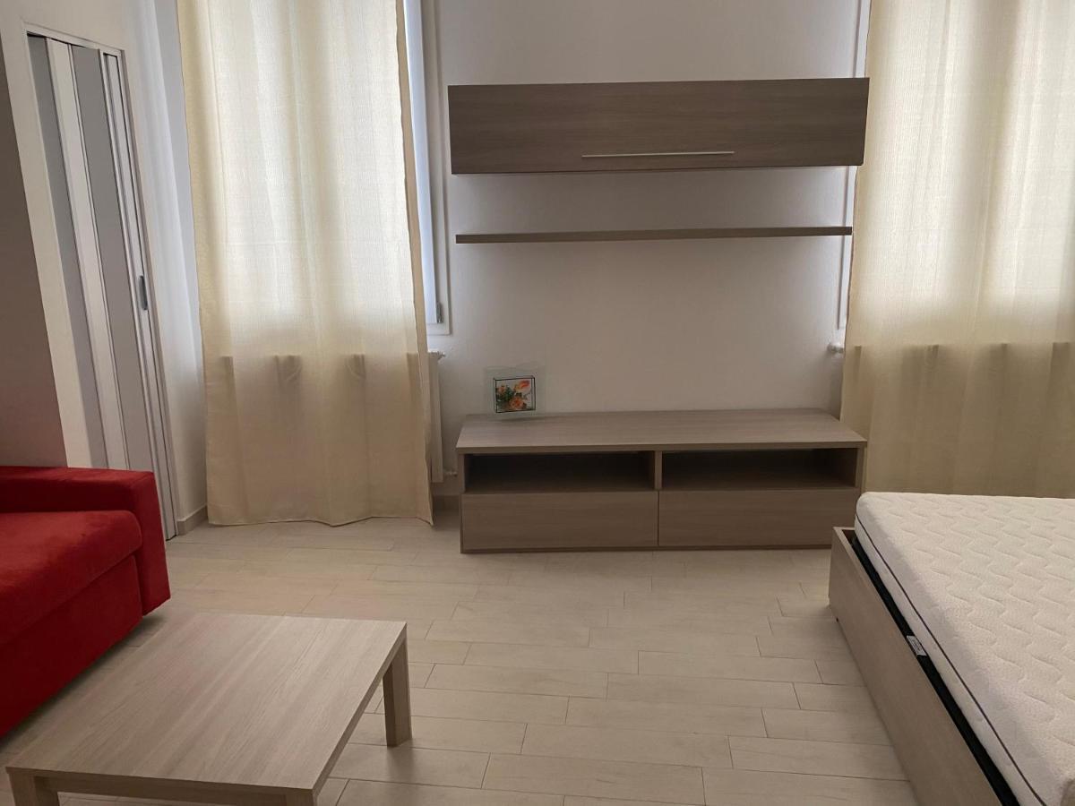Senza Pensieri Via 4 Novembre/Via Diaz Apartment Крема Екстериор снимка