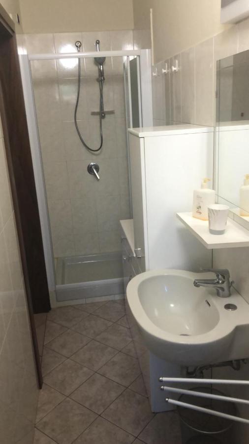 Senza Pensieri Via 4 Novembre/Via Diaz Apartment Крема Екстериор снимка